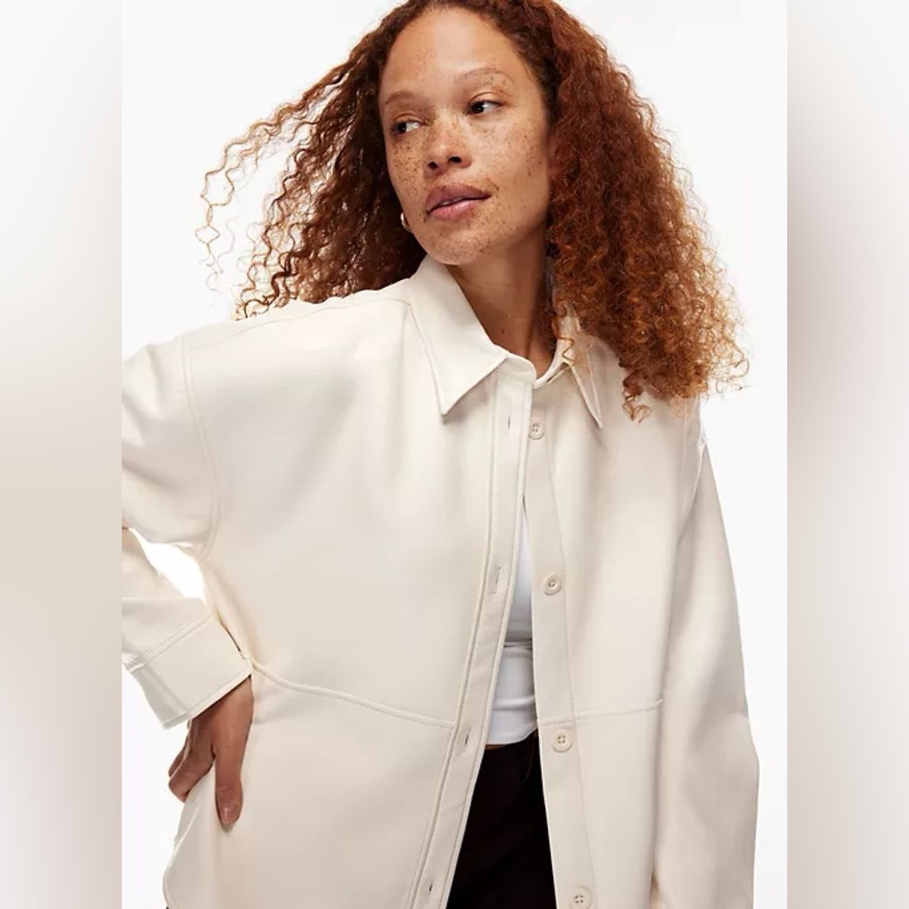 Aritzia Babaton Pelli Shirt Jacket - Birch